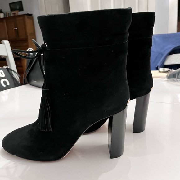KATE SPADE | 8 | Black Suede - Picture 2 of 16